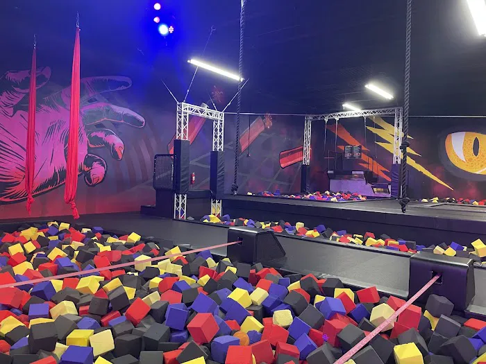 Sky Zone Trampoline Park Picture 4