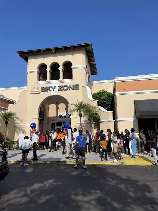 Sky Zone Trampoline Park Picture 6