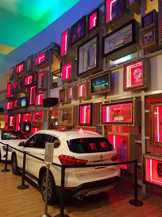 Park Plaza Picture 2