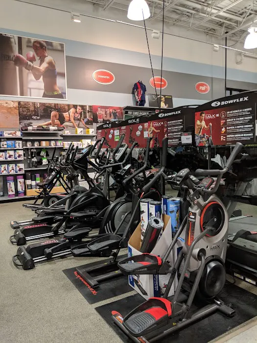DICK'S Sporting Goods Picture 5