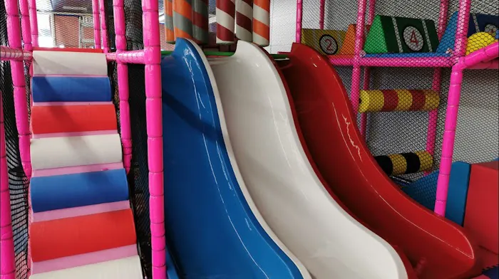 Tiny Tiger's Playhouse Picture 8