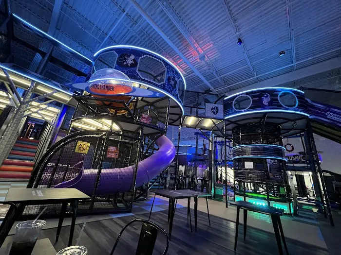 Cosmic Air Adventure Park & Arcade Picture 3