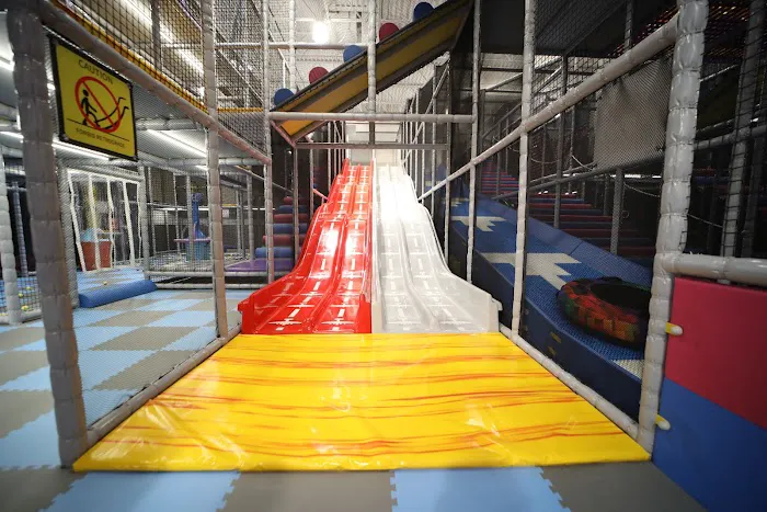 Cosmic Air Adventure Park & Arcade Picture 8