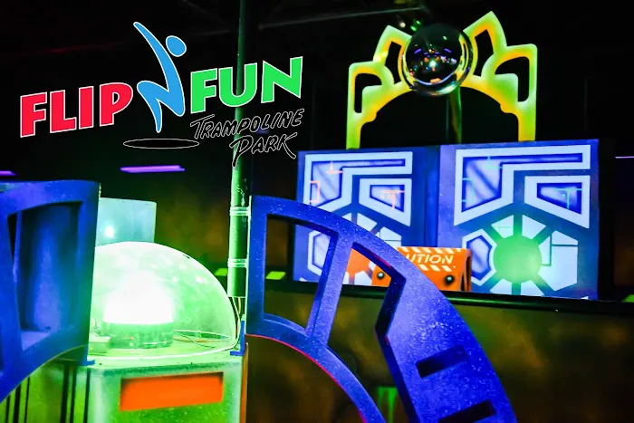 Flip N' Fun Trampoline Park Picture 6