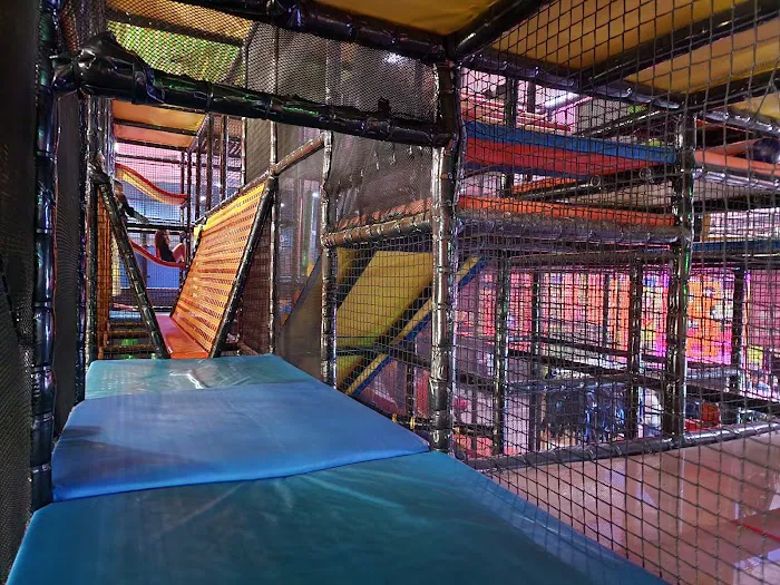 Urban Air Trampoline and Adventure Park Picture 8