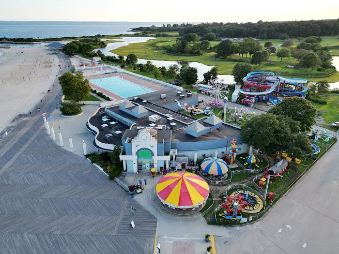 Amusement & Entertainment Picture 10