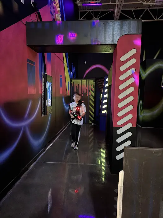 Urban Air Trampoline and Adventure Park Picture 5