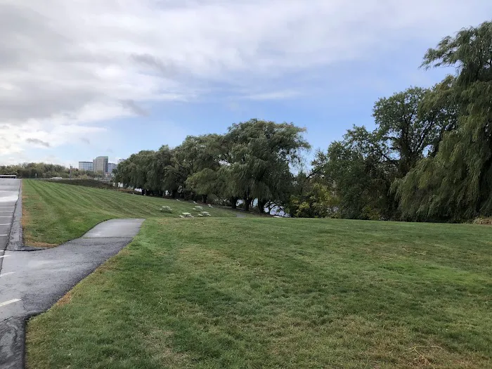 Village Landing Park Picture 6