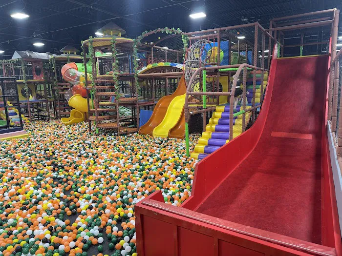 FunZ Trampoline Park Picture 1