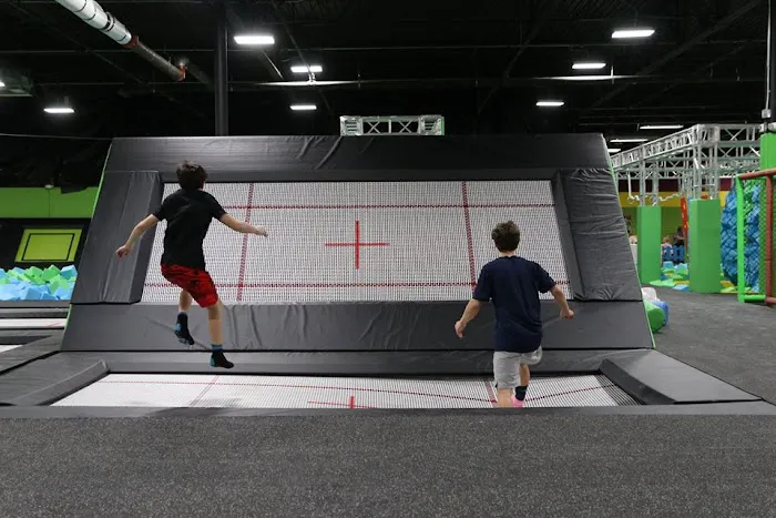 FunZ Trampoline Park Picture 7