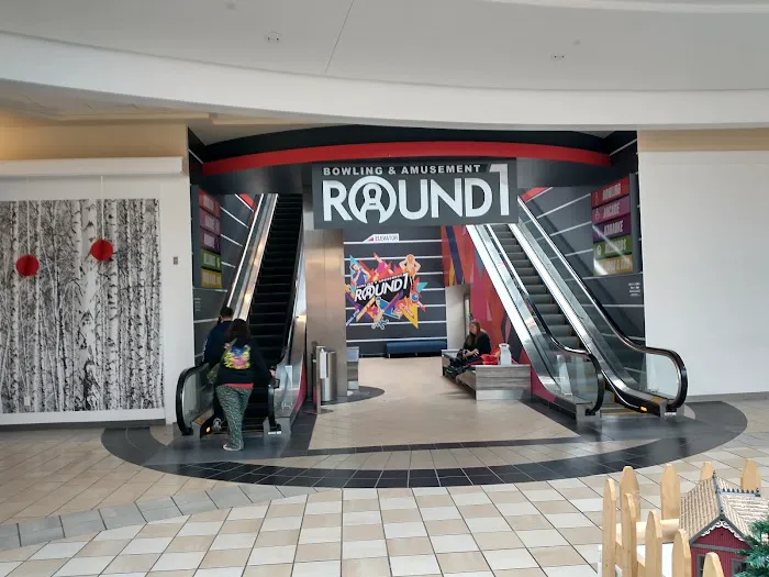 Round1 Bowling & Arcade The Maine Mall Picture 7