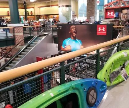 DICK'S Sporting Goods