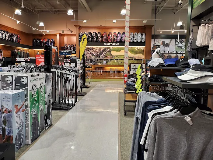 DICK'S Sporting Goods Picture 6