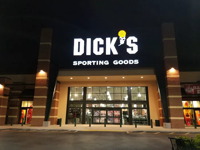 DICK'S Sporting Goods Picture 1