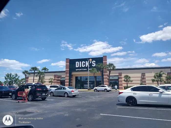 DICK'S Sporting Goods Picture 7