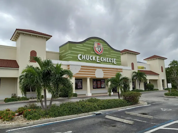 Chuck E. Cheese Picture 8