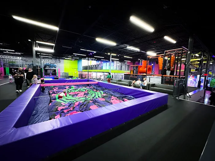 Flying Squirrel Trampoline Park Picture 5