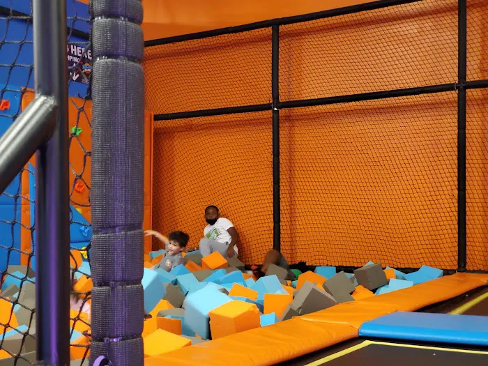 Arcade Zone Fun Park Picture 5