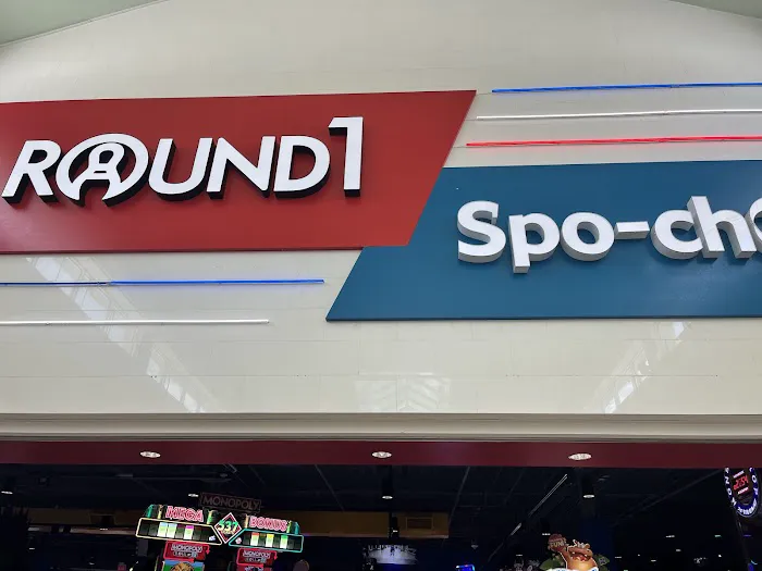 Round1 Bowling & Arcade Pembroke Lakes Mall Picture 7