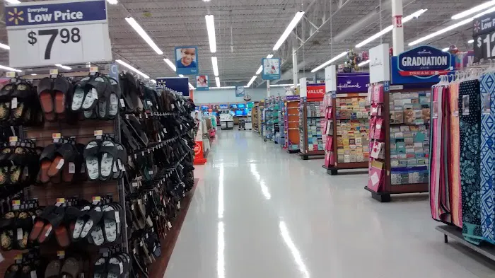 Walmart Supercenter Picture 6