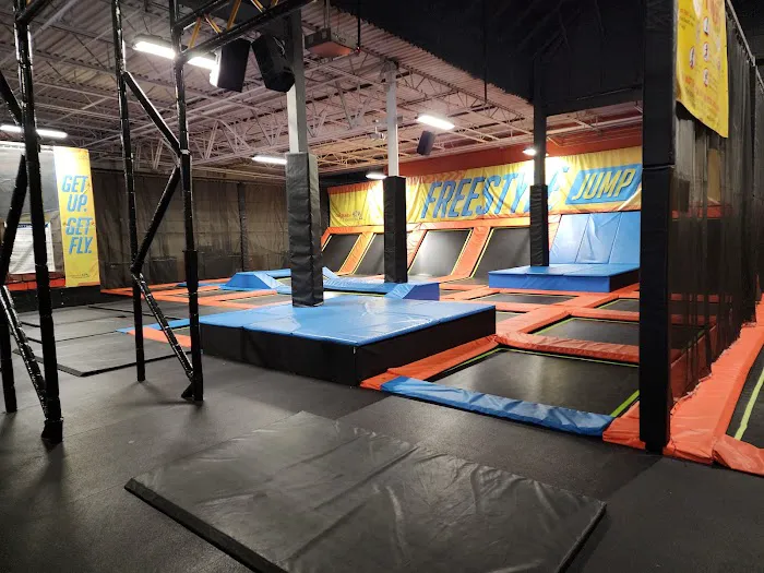 Urban Air Trampoline and Adventure Park Picture 8