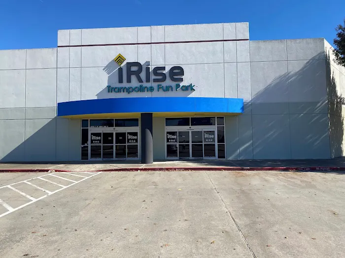 iRise Trampoline & Fun Park Picture 8
