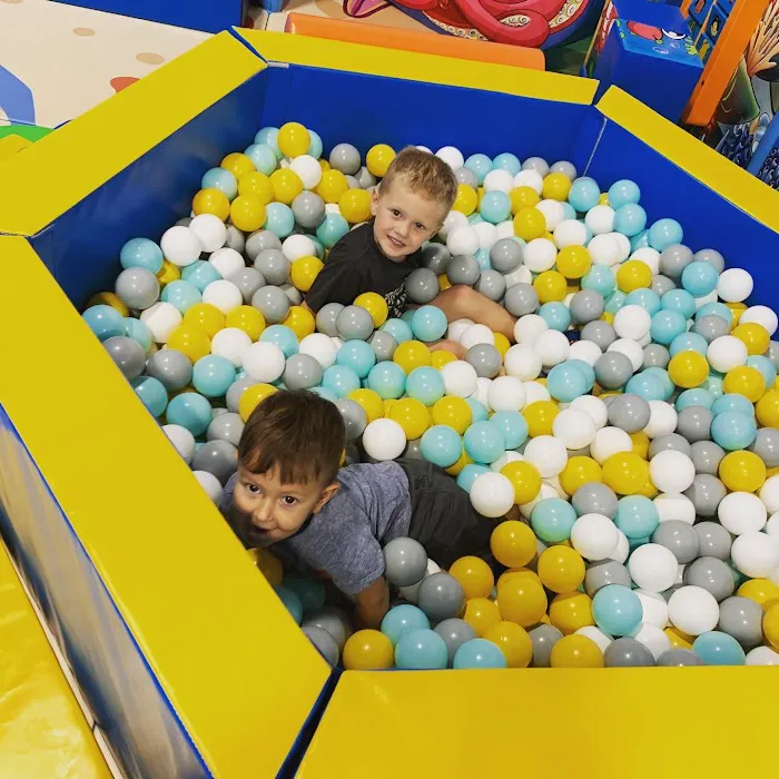 Kanga's Indoor Playcenter and Cafe, Katy Picture 8