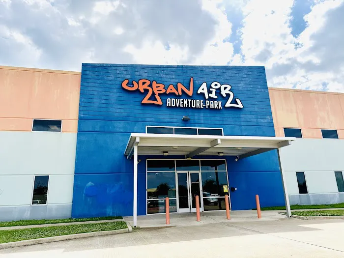 Urban Air Trampoline and Adventure Park Picture 4