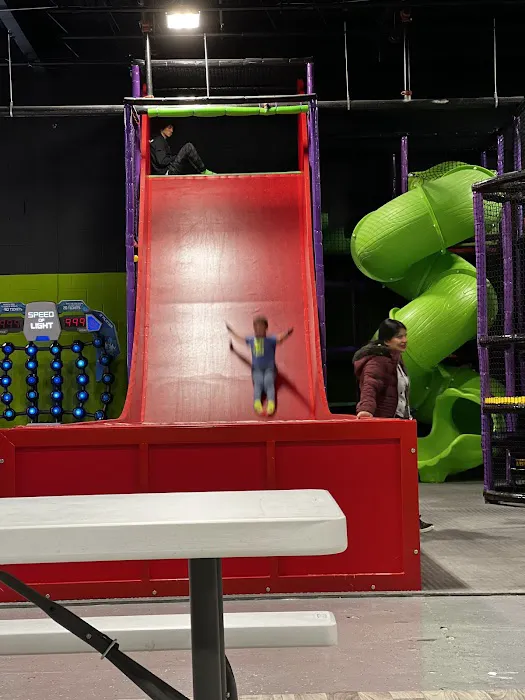 FunZ Trampoline Park Brockton Picture 10