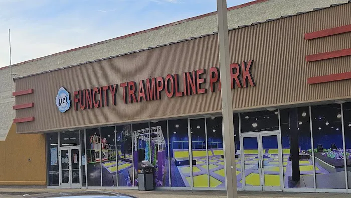 Funcity Trampoline Park Seekonk, MA Picture 1