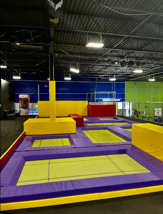 Funcity Trampoline Park Seekonk, MA Picture 9
