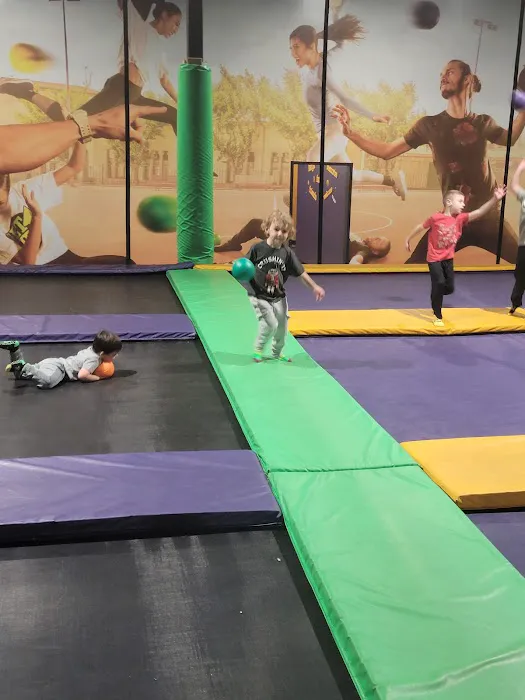 Get Air Trampoline Park Picture 3