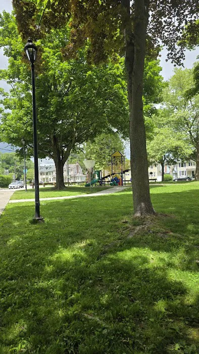 Mahan Park Picture 6