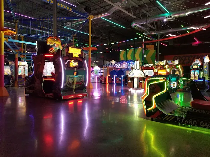 Urban Air Trampoline and Adventure Park Picture 3