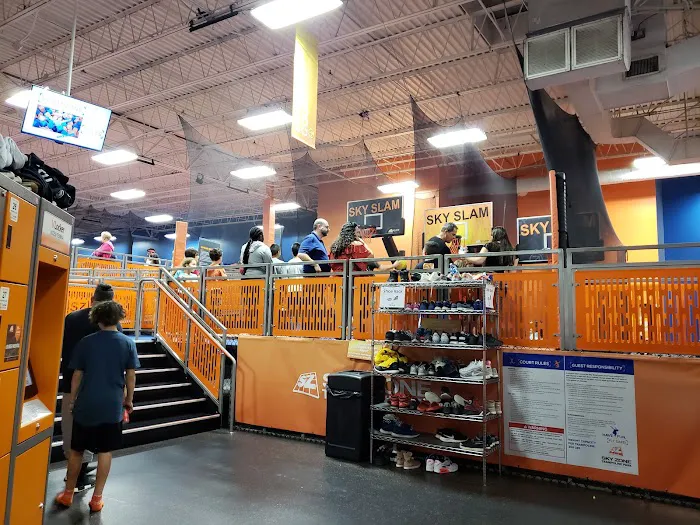Sky Zone Trampoline Park Picture 9