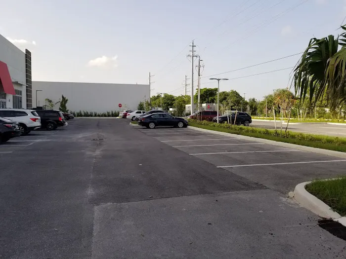 Launch Family Entertainment Doral Picture 8
