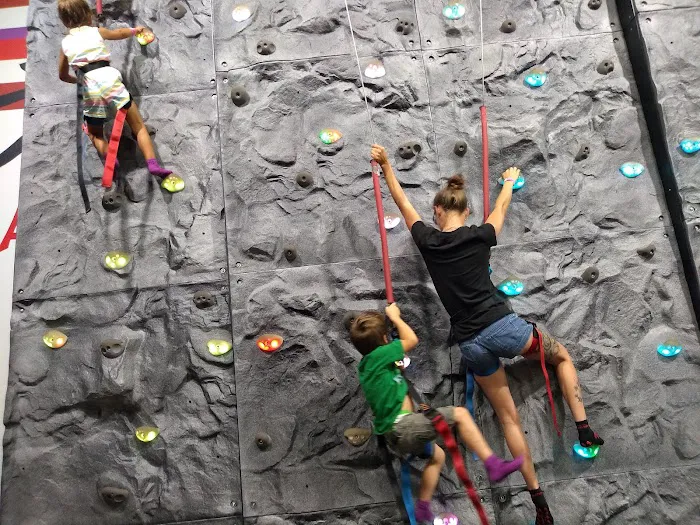 iJump Tyler Trampoline Park Picture 2