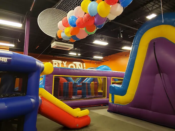 Pump It Up Sugar Land Kids Birthdays and More Picture 1