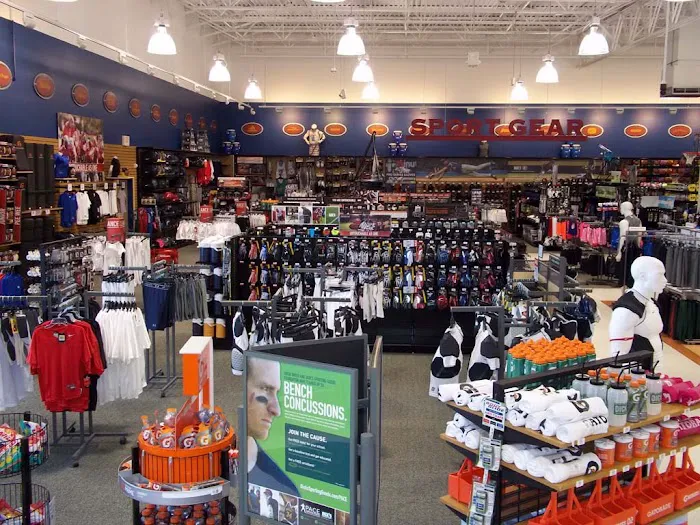 DICK'S Sporting Goods Picture 9
