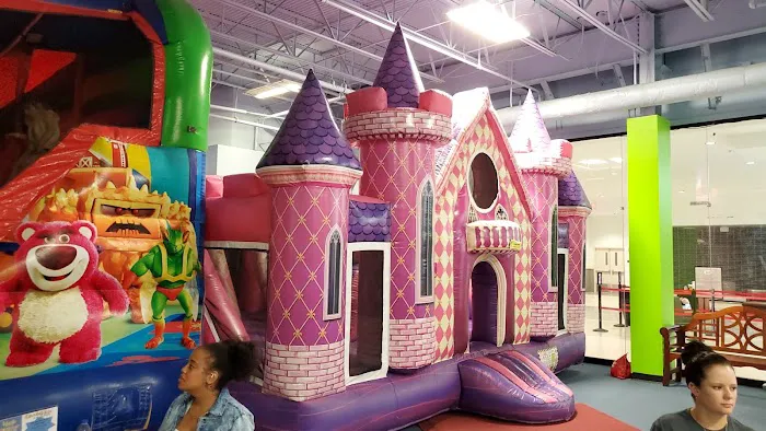 Inflatable Wonderland Picture 1