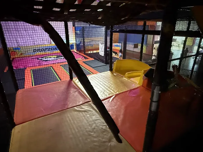 Urban Air Trampoline and Adventure Park Picture 5