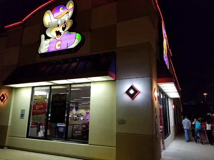 Chuck E. Cheese Picture 1