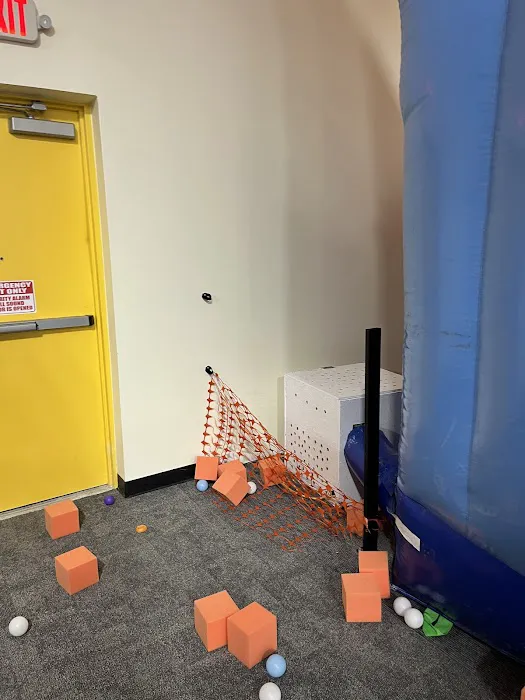 JUMPY LAND Picture 8