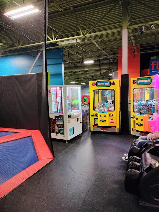 Flip'z Trampoline & Family Fun Park Picture 4