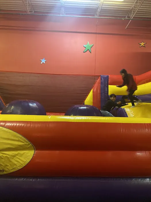 Flip'z Trampoline & Family Fun Park Picture 10