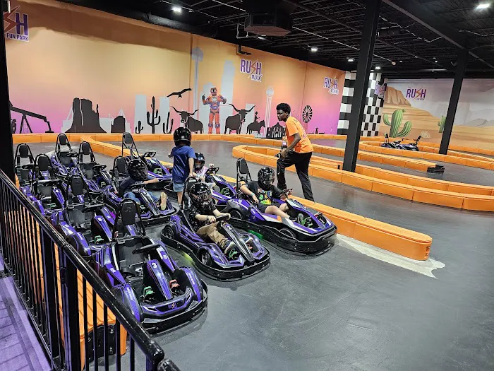 Rush Maxx Picture 1
