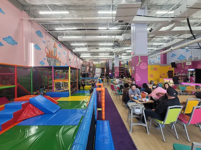 Kids Empire San Antonio Park North Picture 3