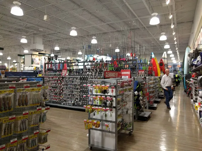 DICK'S Sporting Goods Picture 6