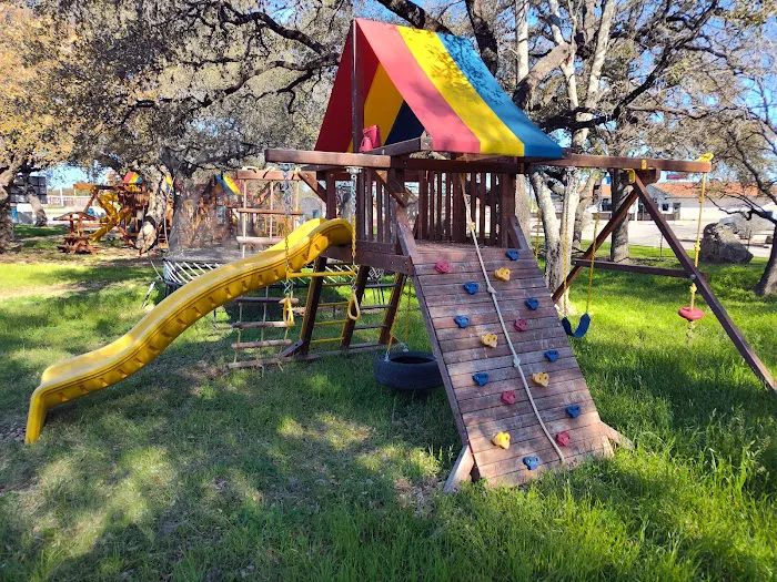 Rainbow Play Systems of Texas Picture 1