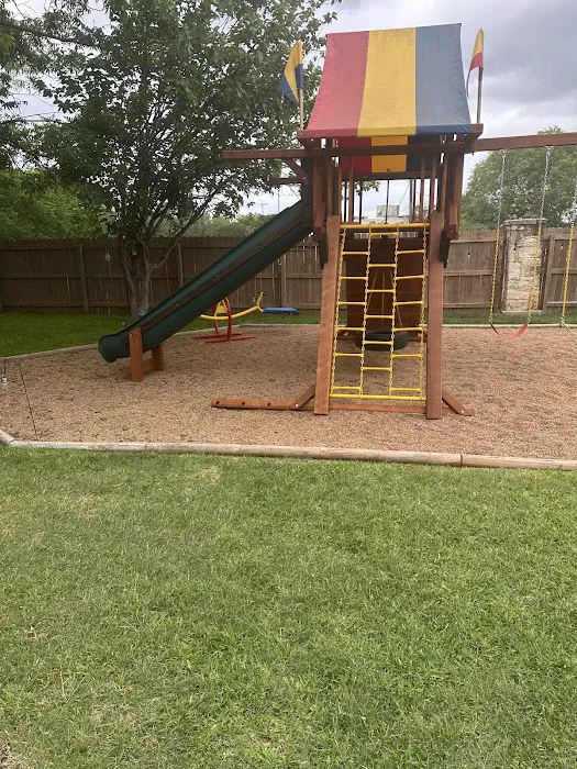 Rainbow Play Systems of Texas Picture 4